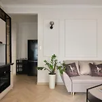 Stylish Apartment In The Wroclaw